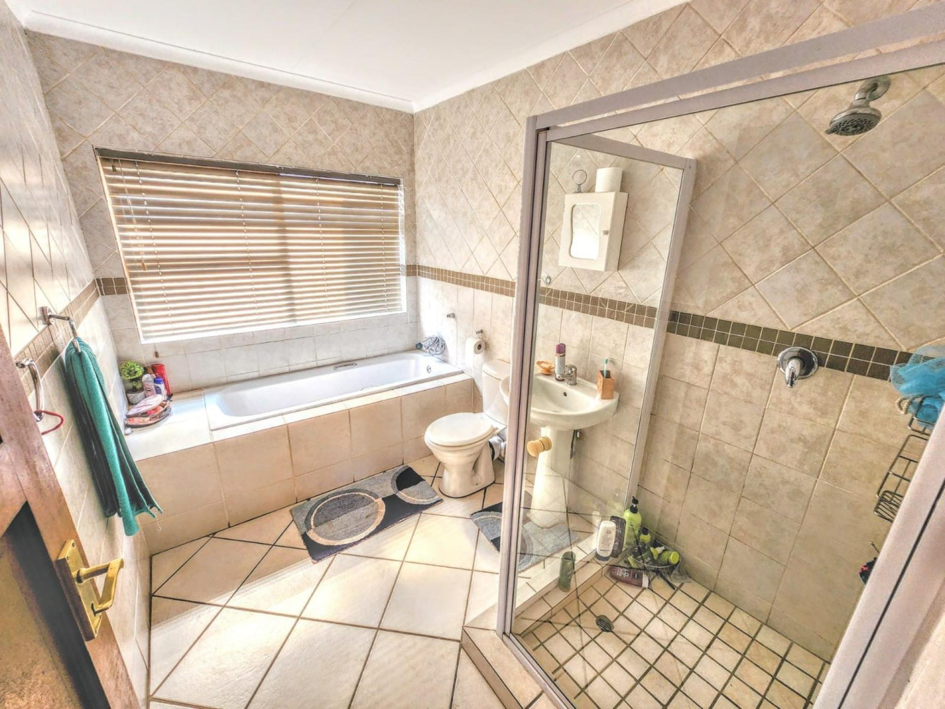 4 Bedroom House for Sale For Sale in Montana Park MR539056