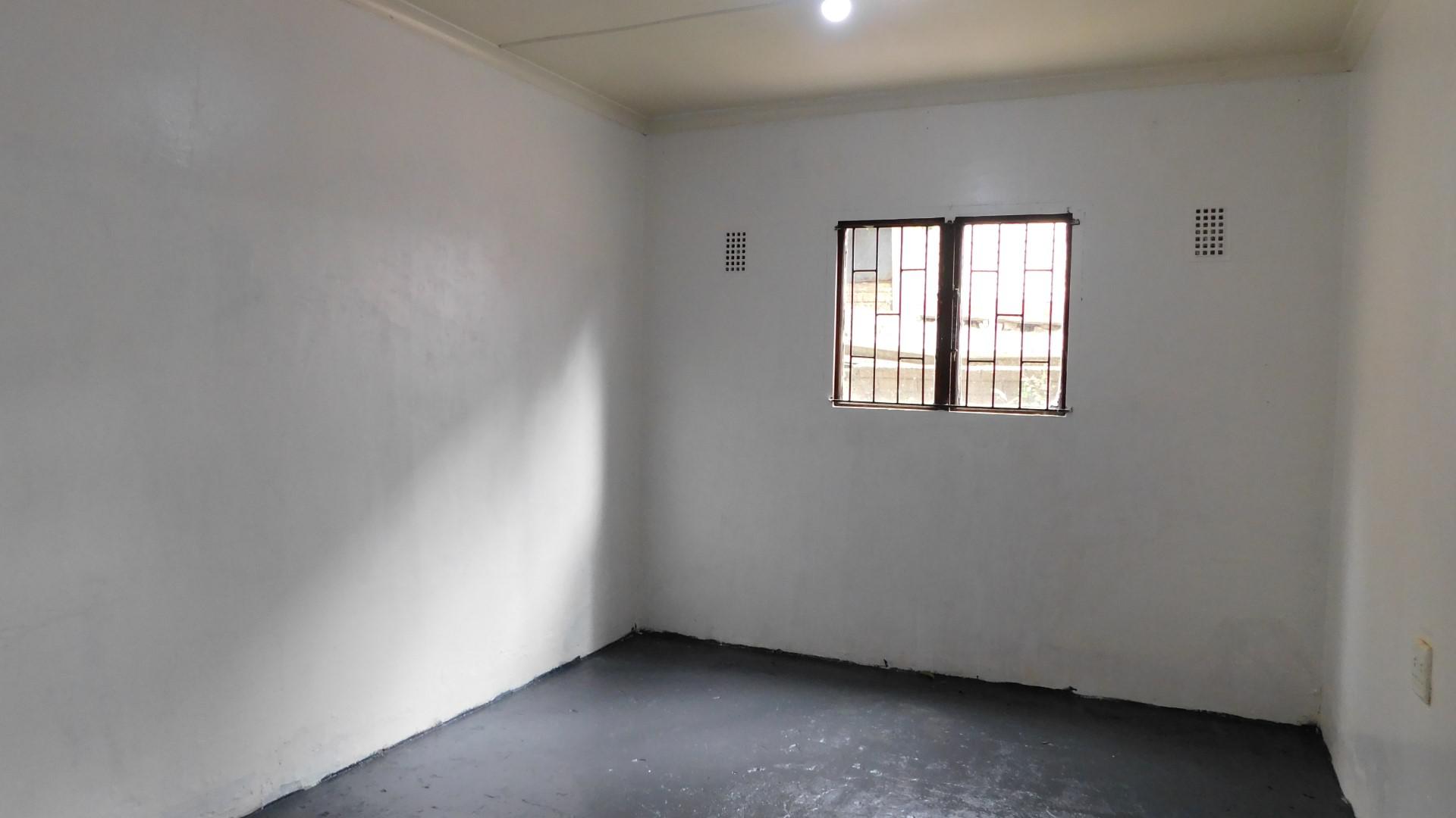 Standard Bank EasySell 3 Bedroom House for Sale in Redfern