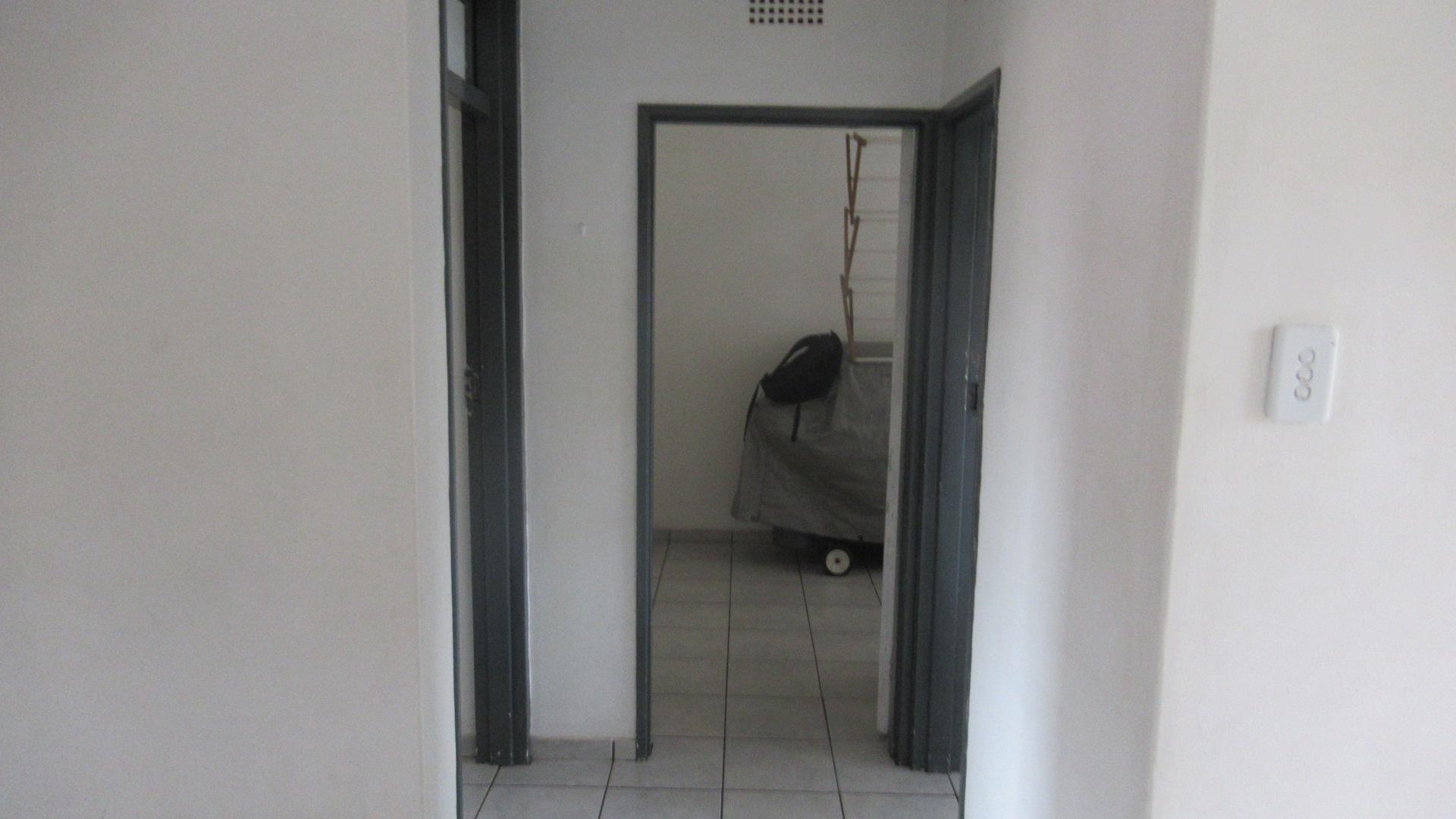 Spaces - 10 square meters of property in Vanderbijlpark