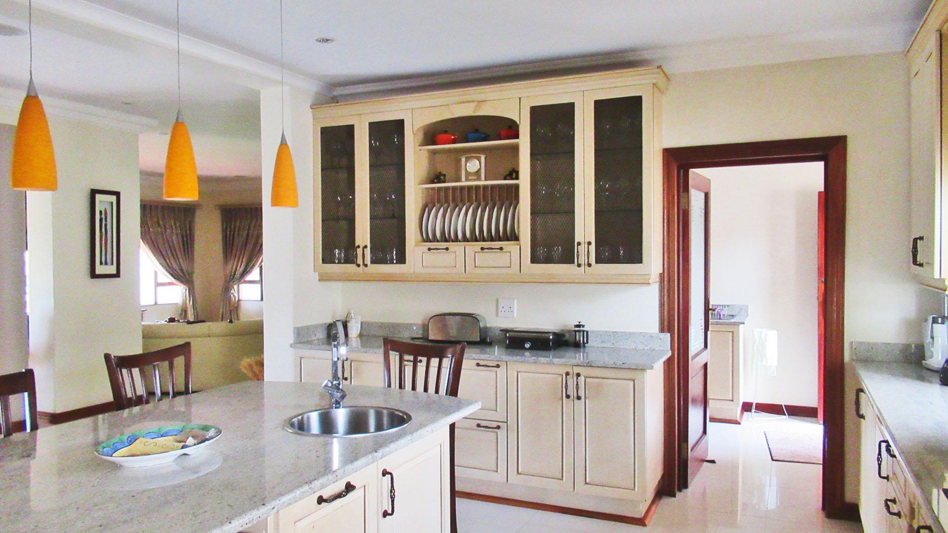 FNB Quick Sell 3 Bedroom House for Sale in Louwlardia MR53