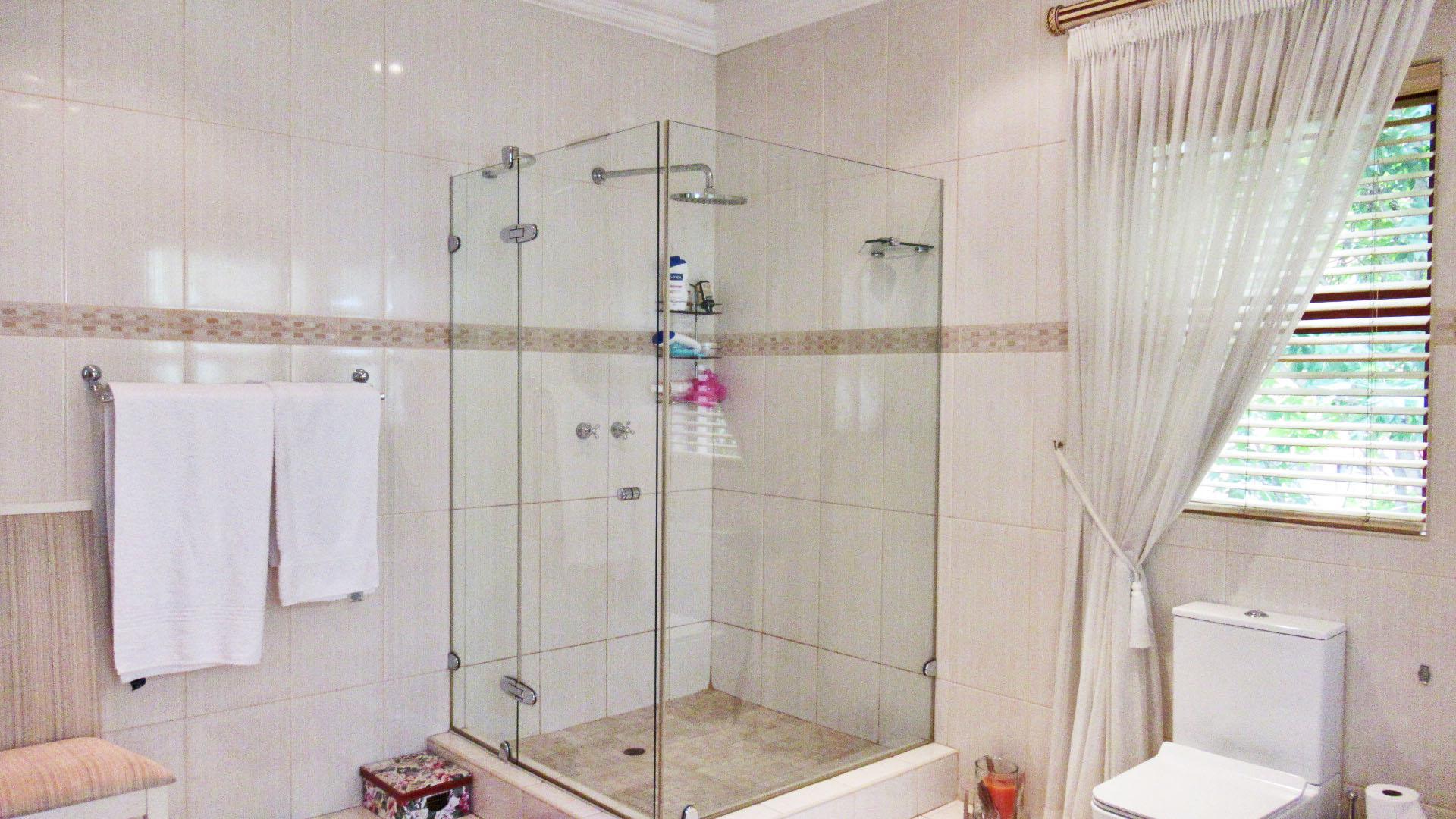 FNB Quick Sell 3 Bedroom House for Sale in Louwlardia MR53