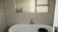 Main Bathroom - 4 square meters of property in Westlake View