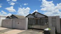 Front View of property in Lakeside - (Vereeniging)