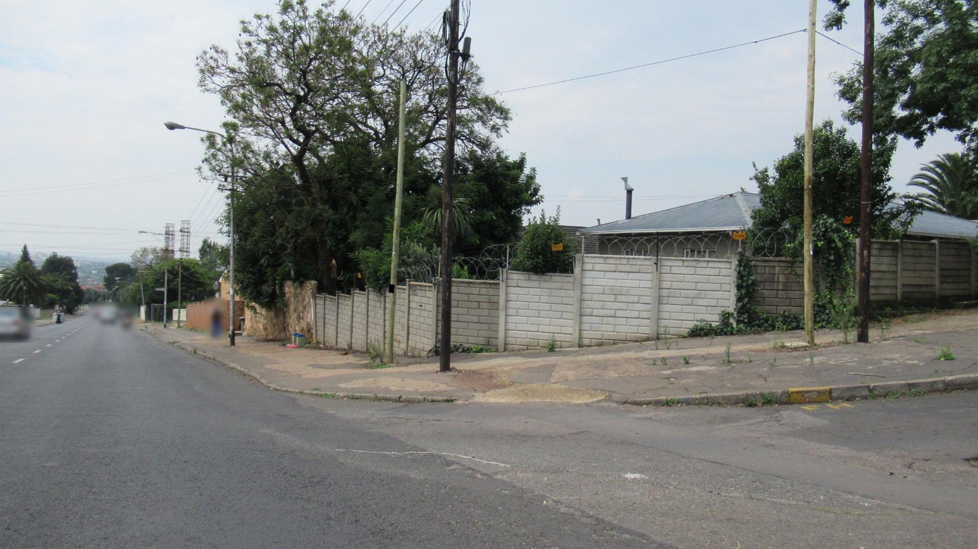 Front View of property in Fishers Hill