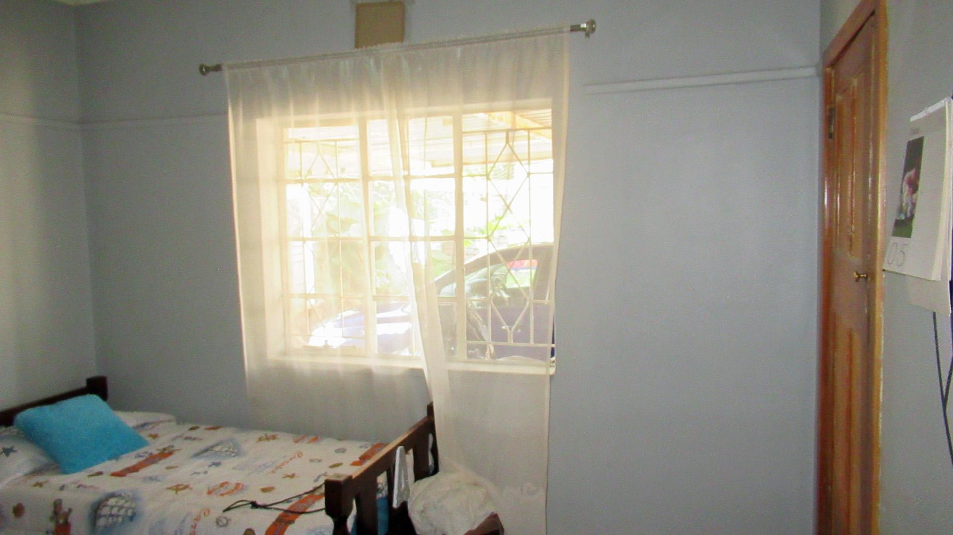 Bed Room 3 - 12 square meters of property in Fishers Hill