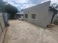 Front View of property in Fishers Hill