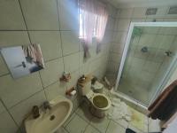 Bathroom 1 - 6 square meters of property in Fishers Hill