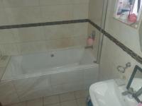 Bathroom 1 - 6 square meters of property in Fishers Hill
