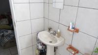 Bathroom 1 - 6 square meters of property in Fishers Hill