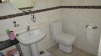 Bathroom 1 - 6 square meters of property in Fishers Hill