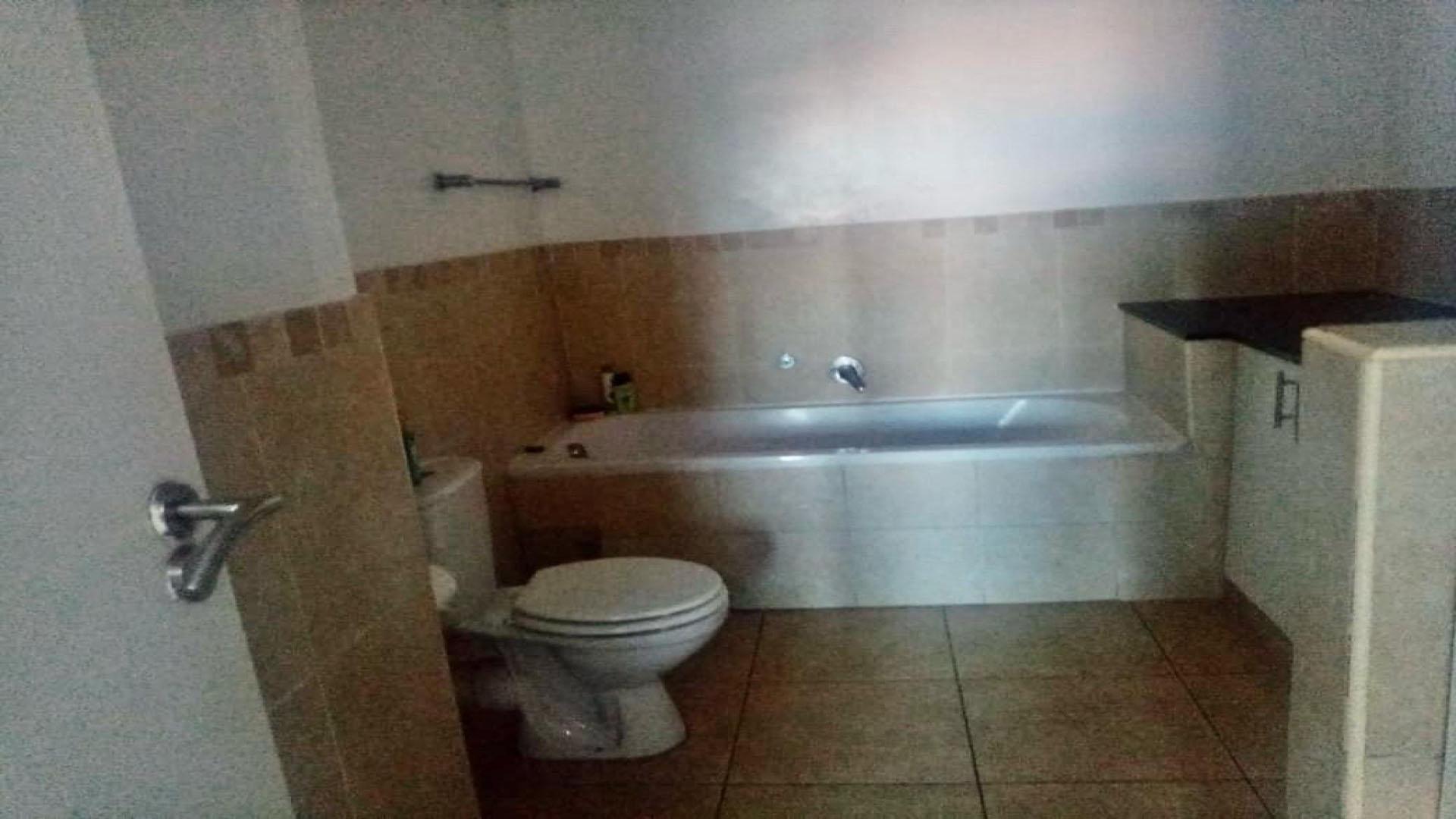 Bathroom 1 of property in Durban Central