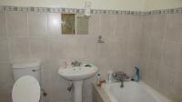 Bathroom 1 - 9 square meters of property in Florida