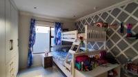 Bed Room 1 - 14 square meters of property in Pomona