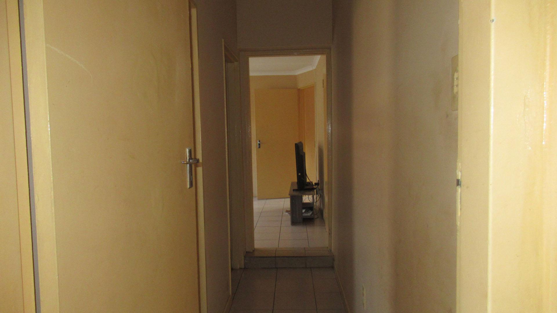 Spaces - 12 square meters of property in Malvern - DBN