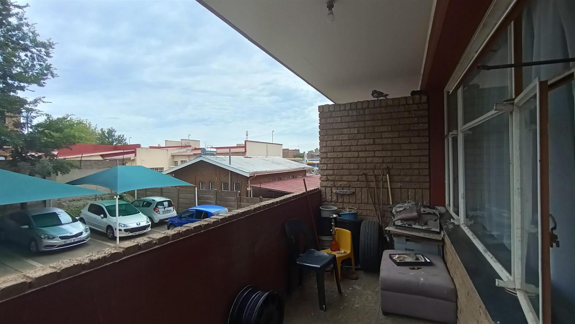 Patio - 9 square meters of property in Benoni