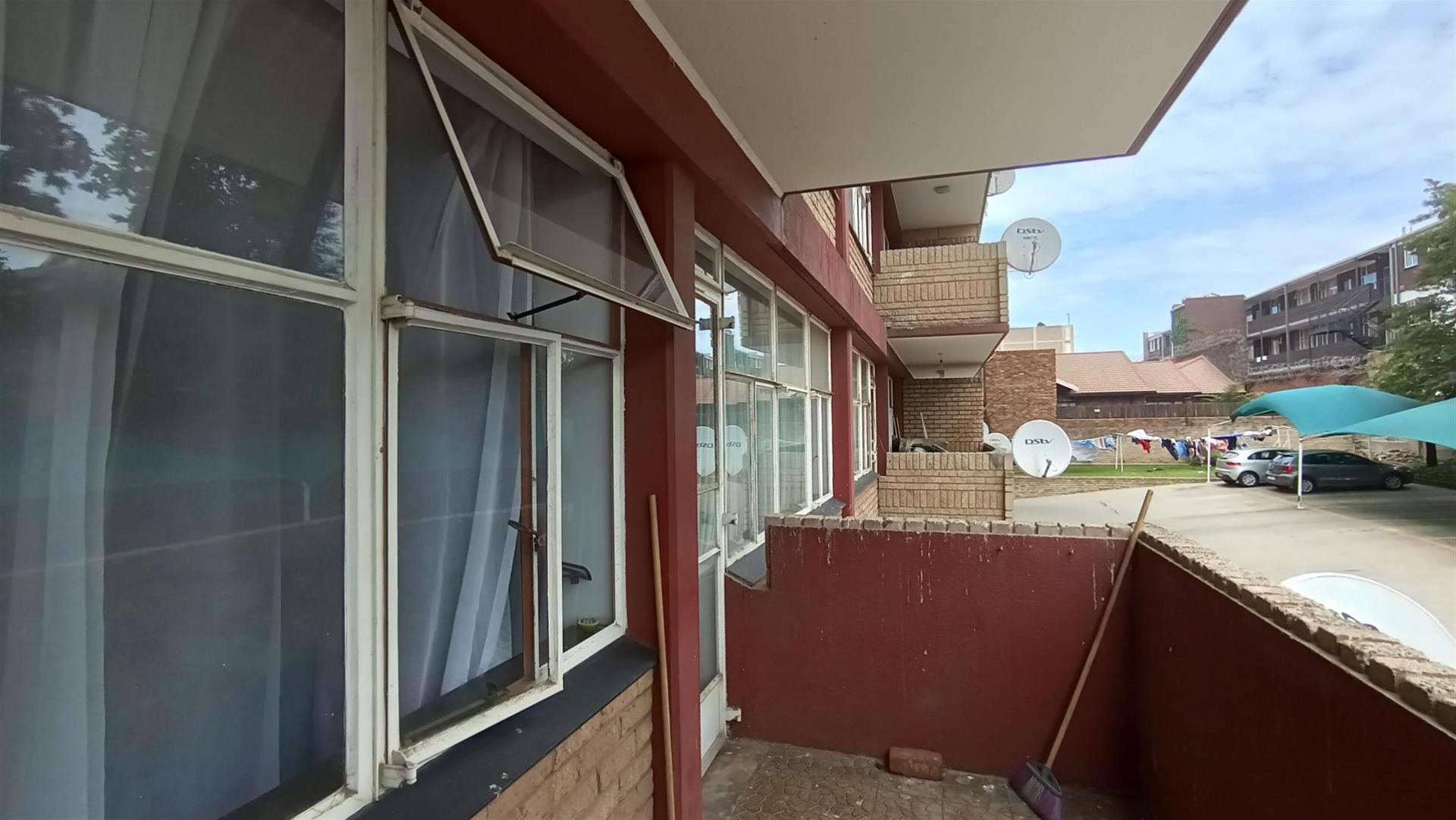 Patio - 9 square meters of property in Benoni