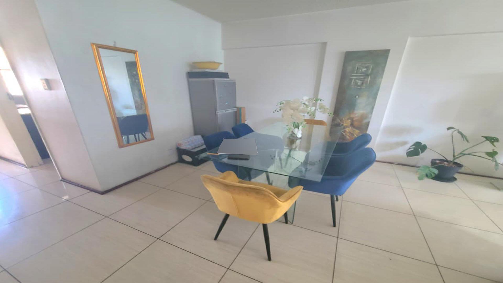 Dining Room - 11 square meters of property in Benoni