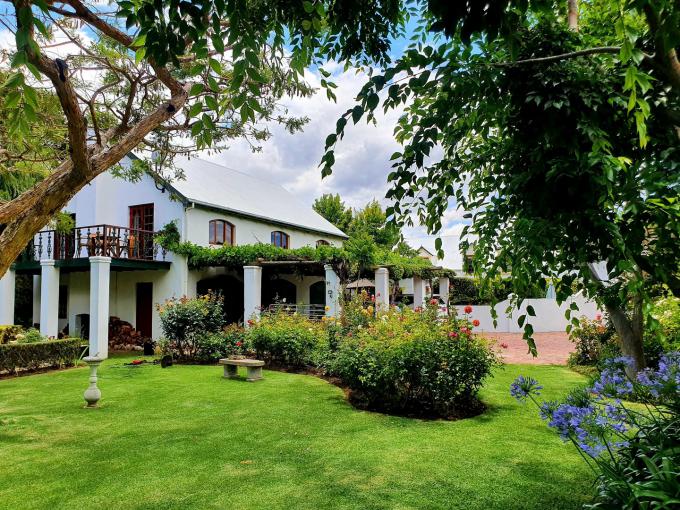8 Bedroom Guest House for Sale For Sale in Montagu MR54014