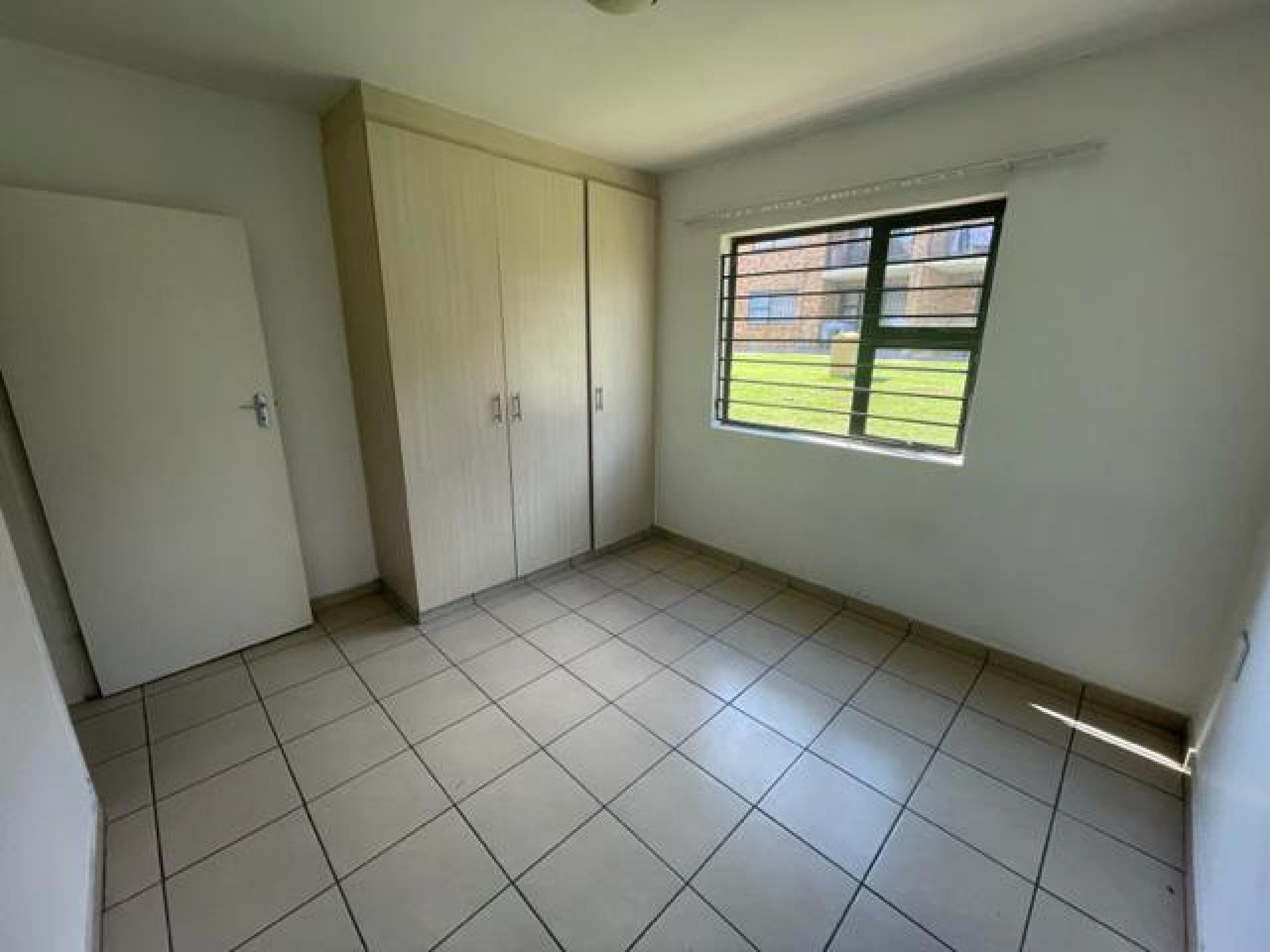 Bed Room 1 - 13 square meters of property in Witfield