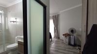 Main Bedroom - 20 square meters of property in Carlswald