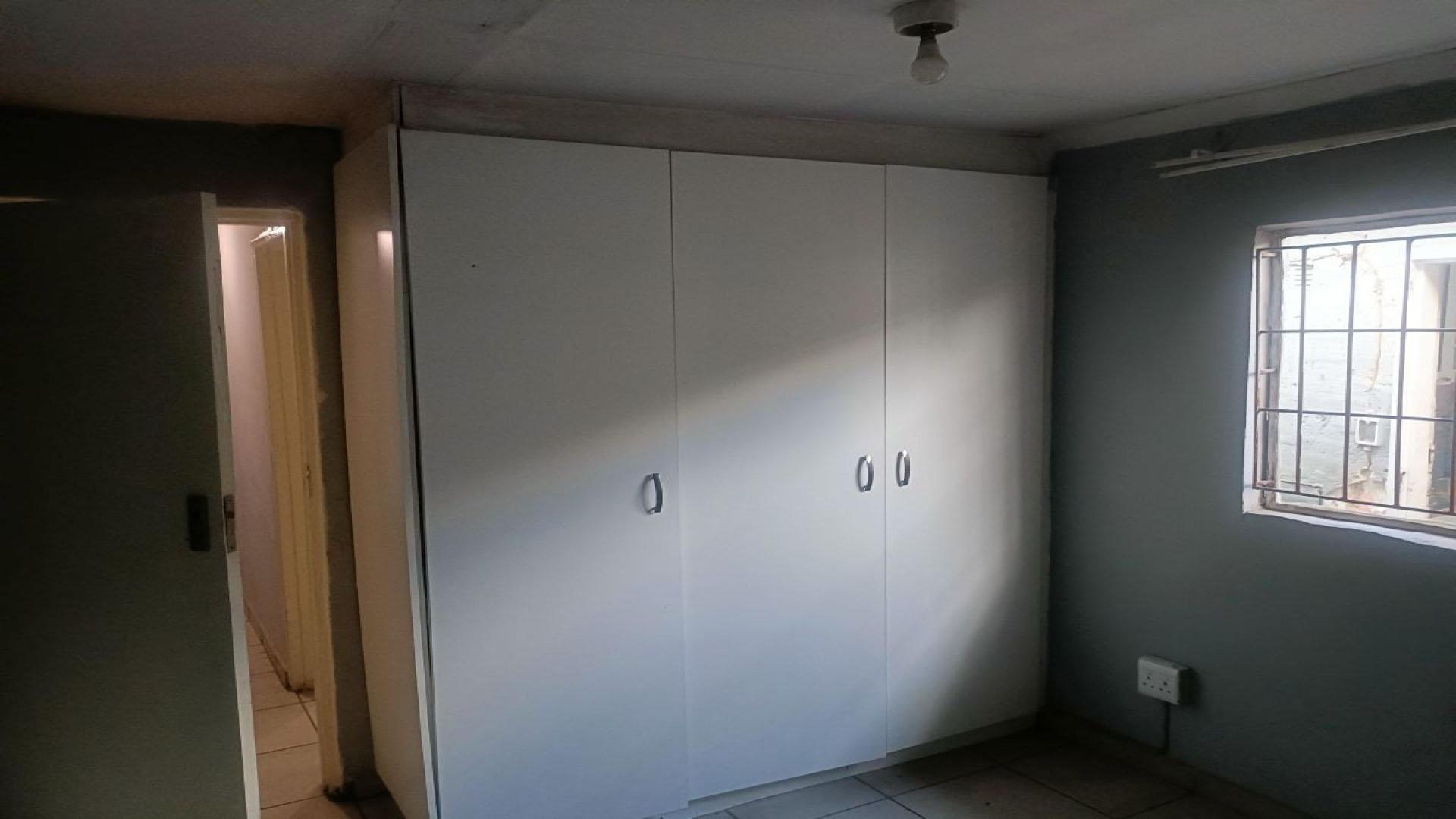 Bed Room 3 of property in Klipspruit West