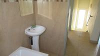 Bathroom 1 - 5 square meters of property in Albertsdal