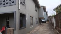 Spaces of property in Austerville