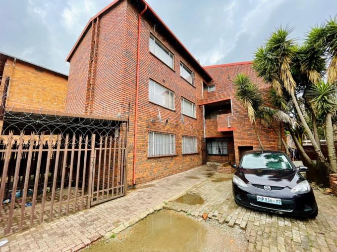 1 Bedroom Apartment for Sale For Sale in Turffontein - MR540684