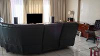 Lounges of property in Silverton