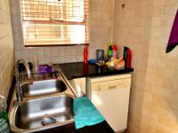 Kitchen - 37 square meters of property in Edleen