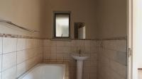 Main Bathroom - 5 square meters of property in Erand Gardens