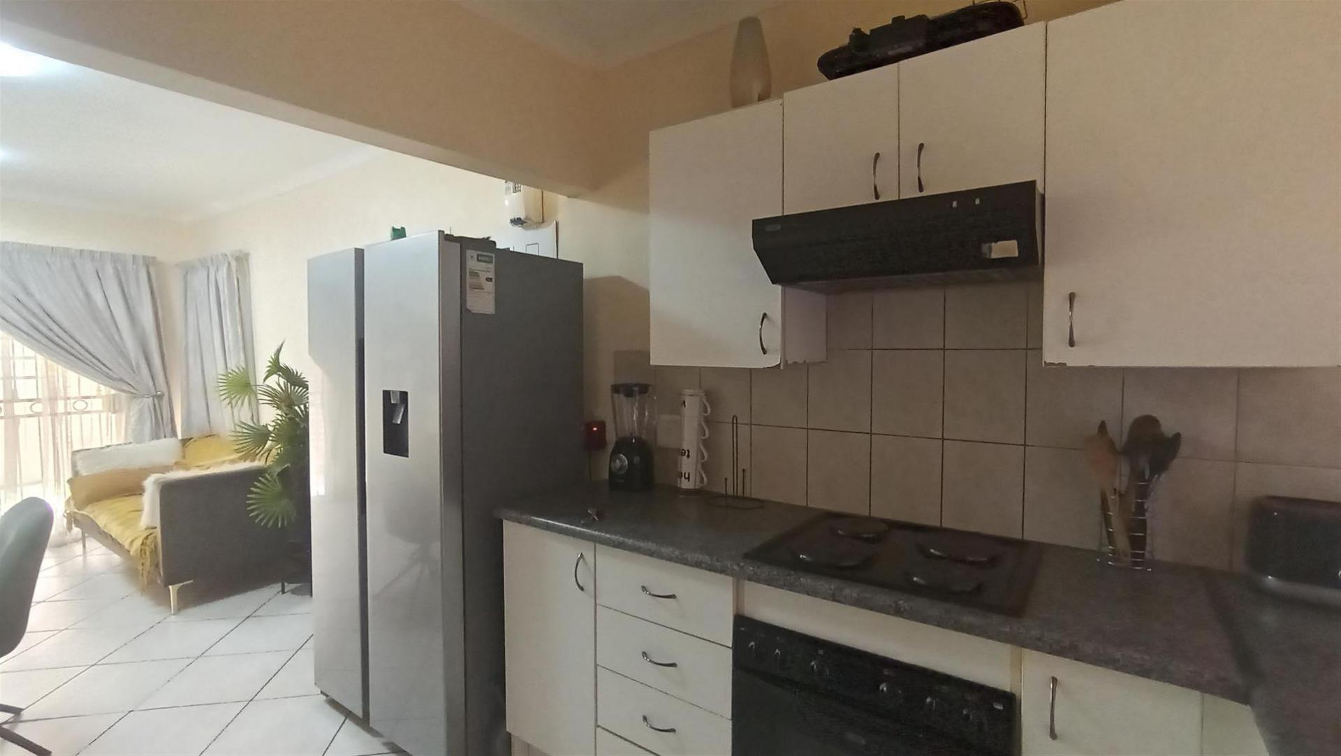 Kitchen - 7 square meters of property in Vanderbijlpark