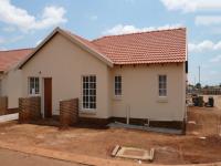3 Bedroom 2 Bathroom Simplex for Sale for sale in Chantelle