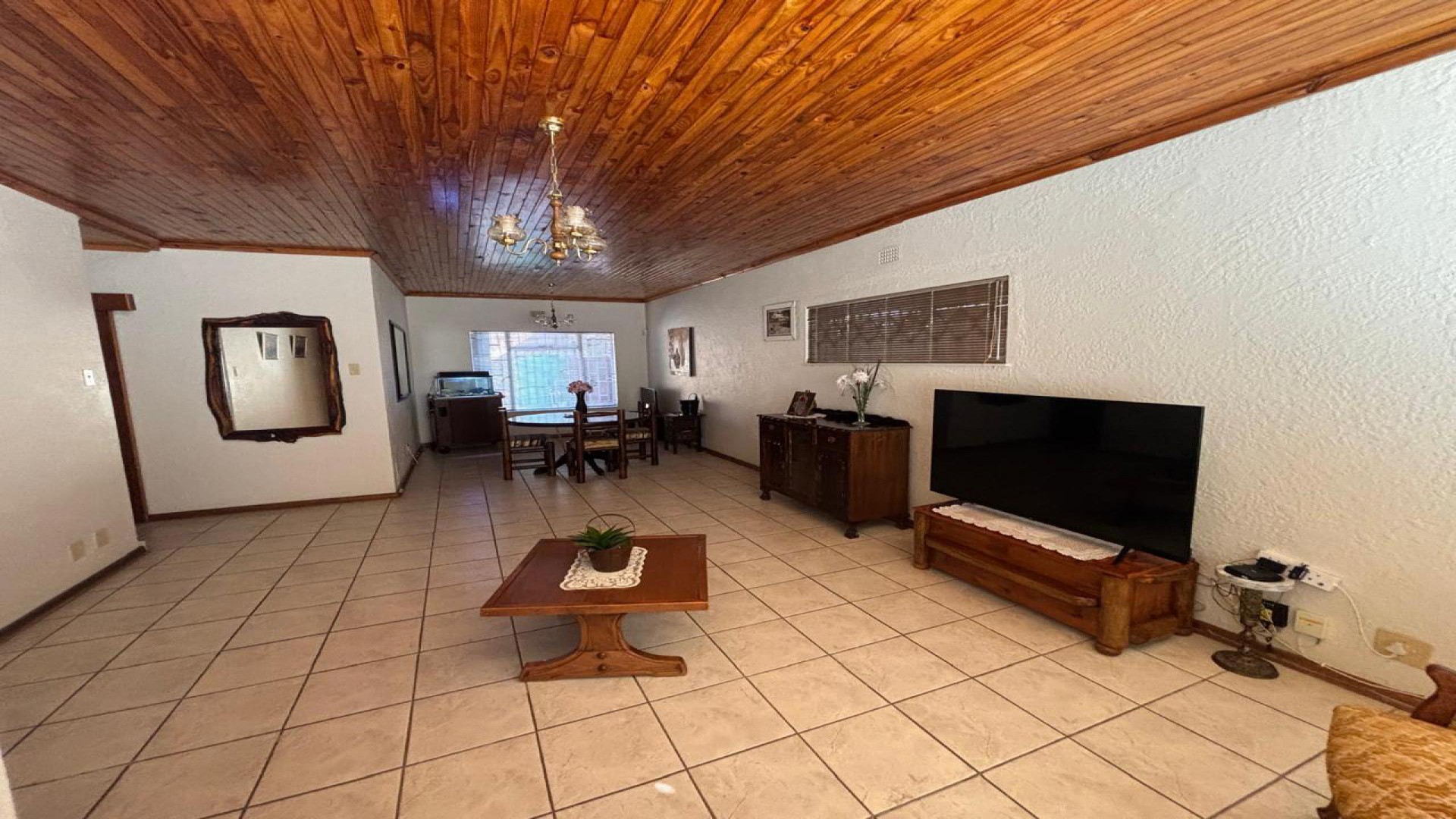 Lounges of property in Kimberley