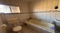Bathroom 1 of property in Kimberley