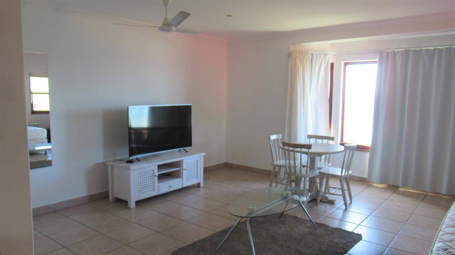 Bed Room 3 - 39 square meters of property in Hibberdene