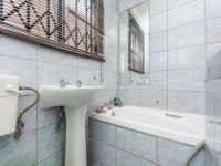 Bathroom 1 - 14 square meters of property in Protea Glen