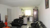 Lounges - 25 square meters of property in Glenmarais (Glen Marais)