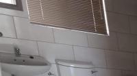 Bathroom 1 - 4 square meters of property in Glenmarais (Glen Marais)