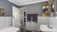 Bathroom 1 - 5 square meters of property in Dawn Park