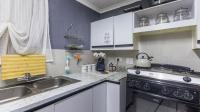 Kitchen - 10 square meters of property in Dawn Park