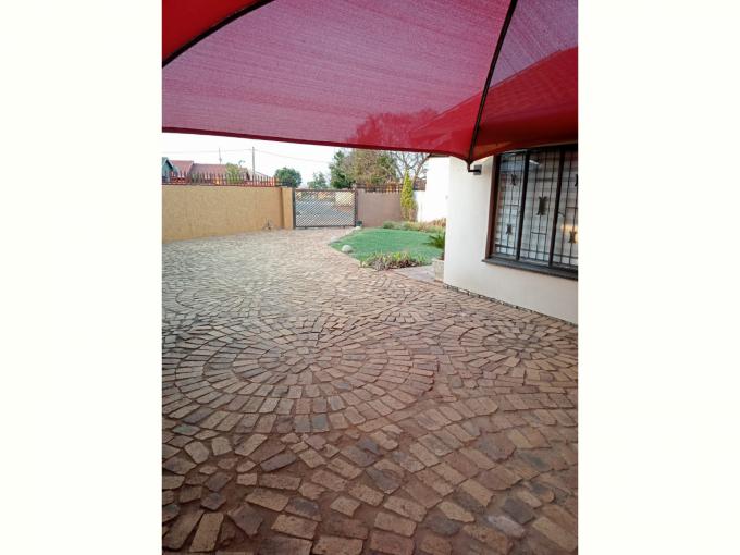 Houses To Rent in Zakariyya Park MyRoof.co.za