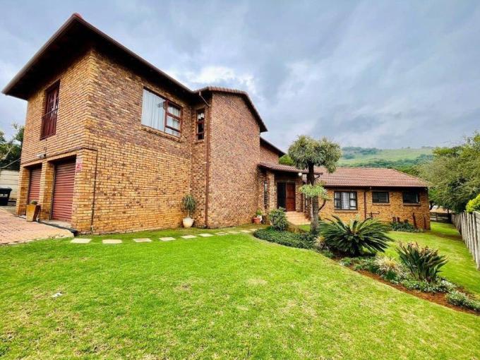 5 Bedroom House for Sale For Sale in Bassonia MR542396 M