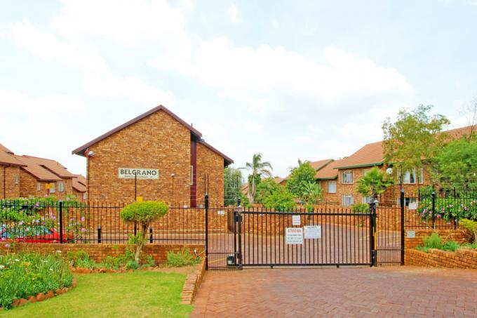 2 Bedroom Apartment for Sale For Sale in Zwartkop - MR542455
