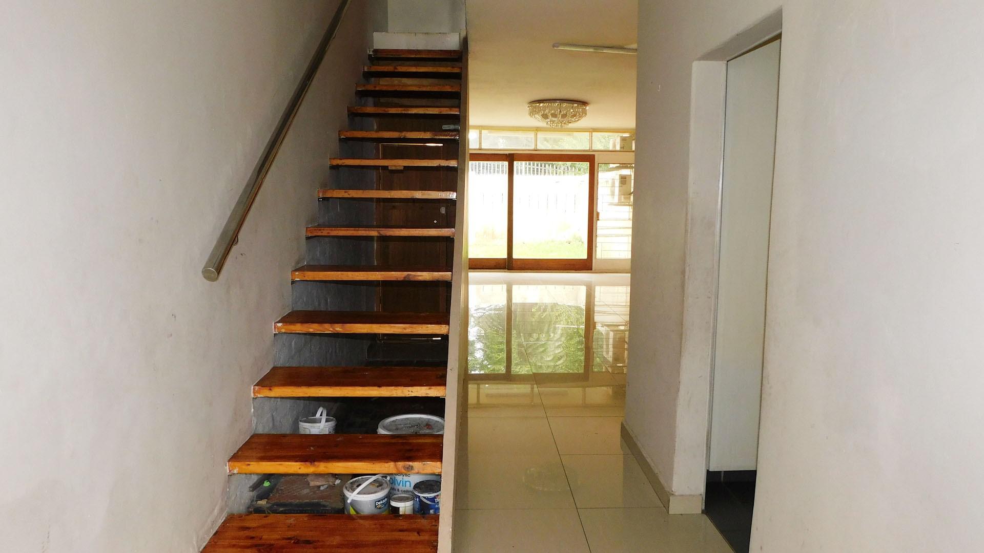 Spaces - 18 square meters of property in Pinetown 