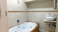 Bathroom 1 - 6 square meters of property in Pinetown 