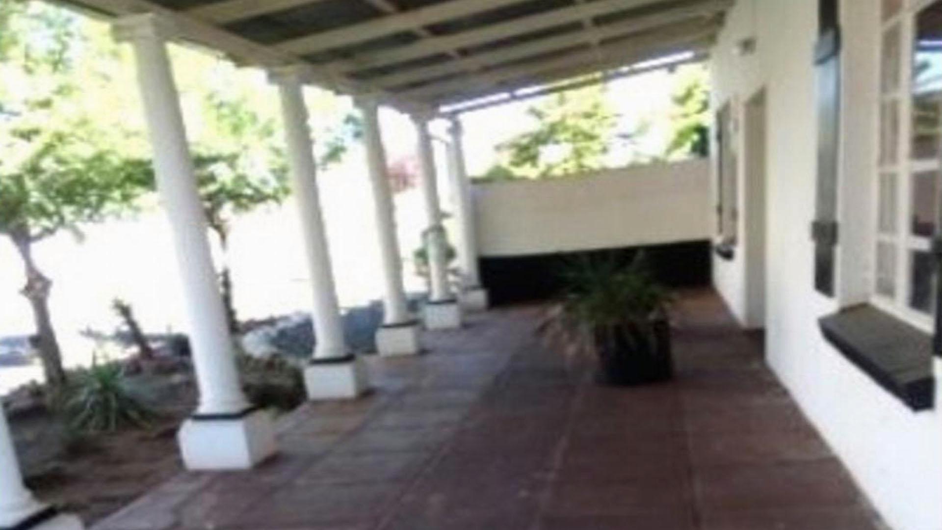 Patio - 51 square meters of property in Steynsburg