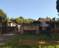 Front View of property in Mondeor