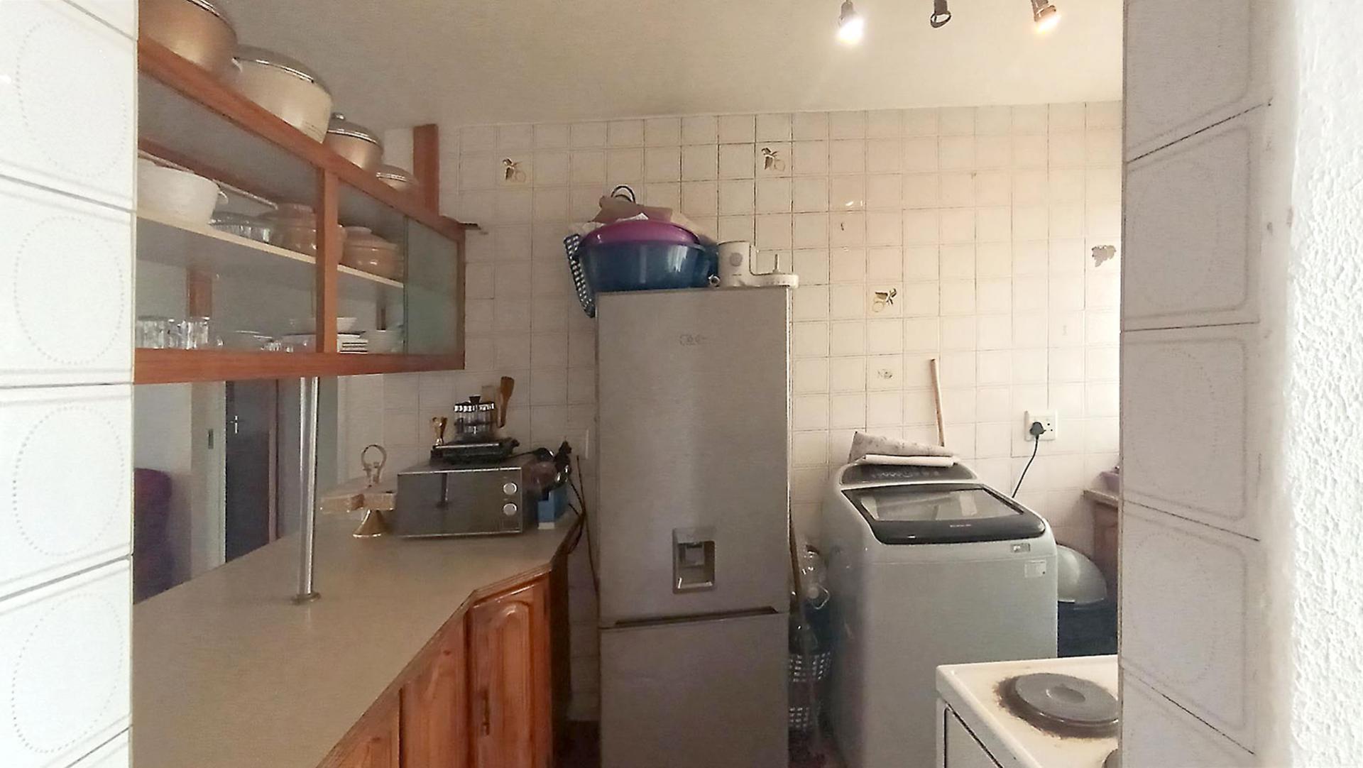 Kitchen - 9 square meters of property in Vereeniging