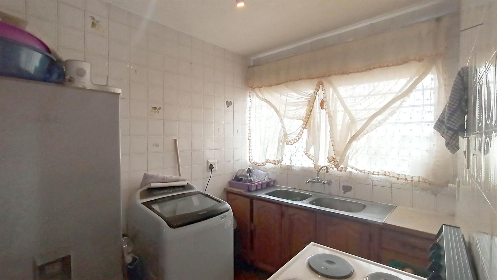 Kitchen - 9 square meters of property in Vereeniging